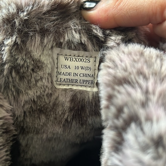 Propét Lumi Tall Lace Waterproof winter boot, size 10 Wide. - Picture 8 of 13